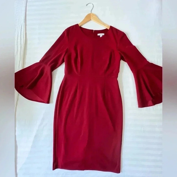 New York & Company Flare sleeve dress - Picture 2 of 5